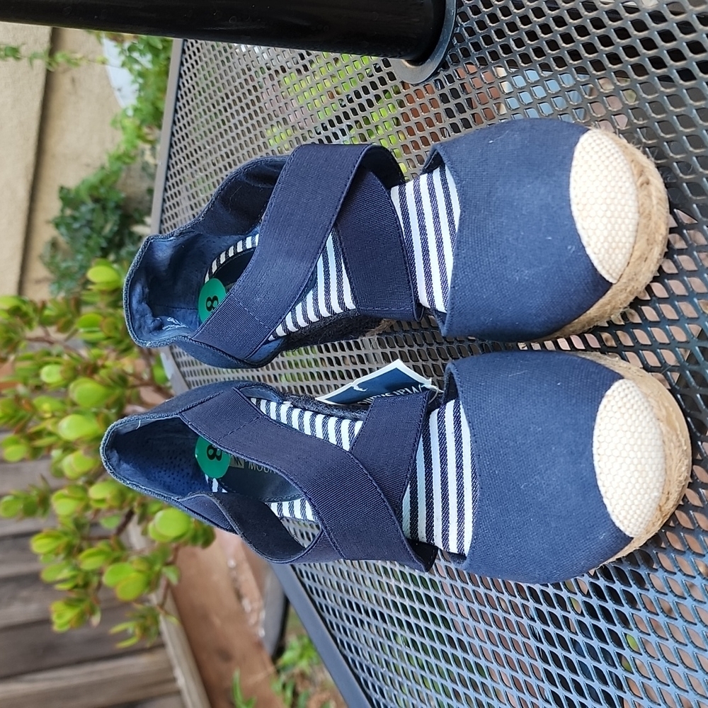 White mountain wedge shoes